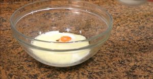 bowl con huevo